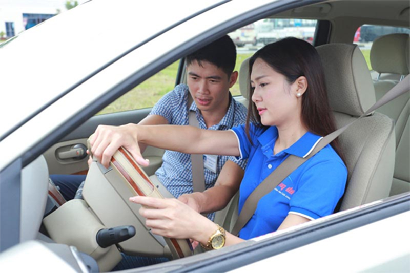 Kỹ Thuật Lái Xe ô To B2